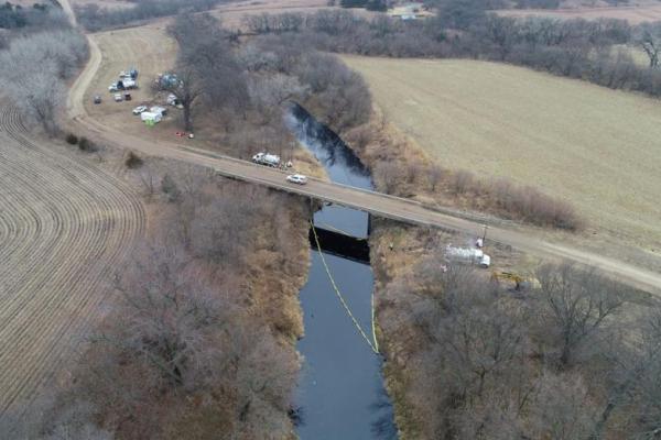 Penyelidik Jelajahi Wilayah Tumpahan 14 Ribu Barel Minyak di Kansas