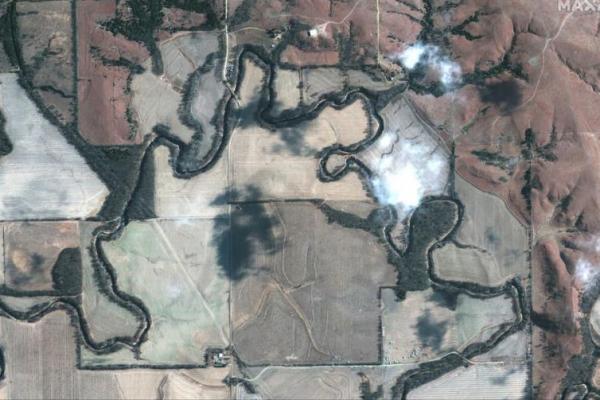 Warga Kansas Abaikan Efek Bau Tumpahan Minyak 14 Ribu Barel