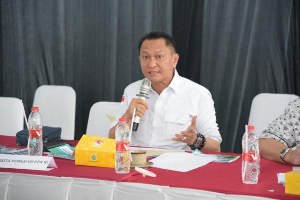 Anggota DPR Minta PPN 11% Bahan Baku Barang Intermediet dan Cukai Plastik Dipungut Diakhir Produksi