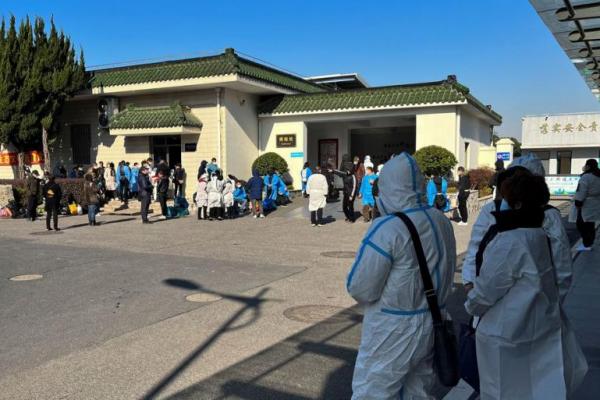 Komisi Kesehatan China Berhenti Umumkan Angka Infeksi Covid Harian