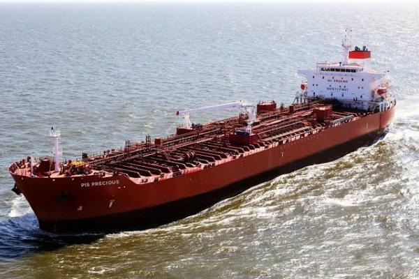 Cuaca Ekstrem di Depan Mata, Kapal Tanker Diminta Waspada