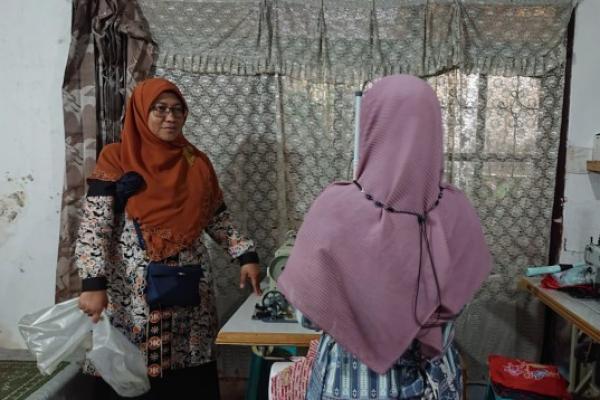 Komisi X Kunjungi UMKM Penerima Banpersus Kemenparekraf di Kota Bandung