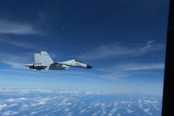 Amerika Laporkan Pesawat Militer China Dekati Jet AS dalam Jarak 3 Meter