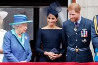 Ratu Elizabeth Sedih Pangeran Harry dan Meghan Markle Keluar dari Kerajaan