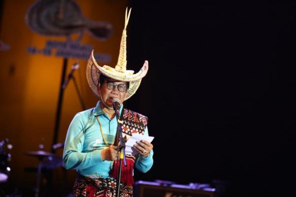 Peringati Sembilan Tahun UU Desa, Mendes PDTT Gelar Selamatan Desa di Perbatasan