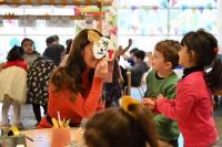 Fokus Perkembangan Anak Usia Dini, Begini Gaya Kate Middleton Kunjungi Taman Kanak-kanak