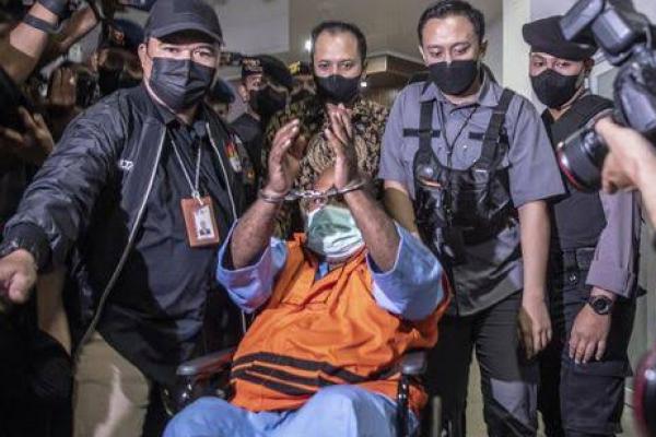 KPK Limpahkan Berkas Perkara Lukas Enembe ke PN Jakpus