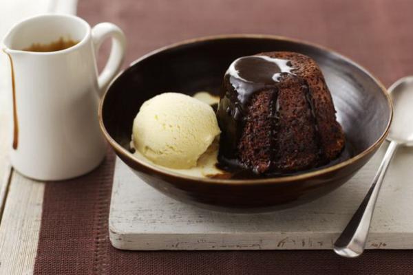 23 Januari Hari Puding Sticky Toffee Internasional, Dessert Klasik Inggris yang Manis dan Enak!