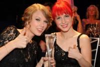 Vokalis Paramore Hayley Williams Ungkap Rahasia Taylor Swift saat Masih Remaja