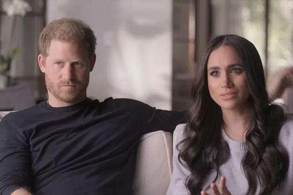 Sutradara Liz Garbus Ungkap Istana Buckingham Mendiskreditkan Serial Netflix Harry & Meghan