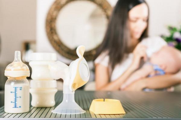 27 Januari Hari Memompa ASI Sedunia, Rayakan Kegembiraan Para Ibu Memompa ASI