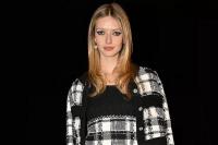 Putri Gwyneth Paltrow dan Chris Martin Harus Bekerja untuk Mendapatkan Sesuatu