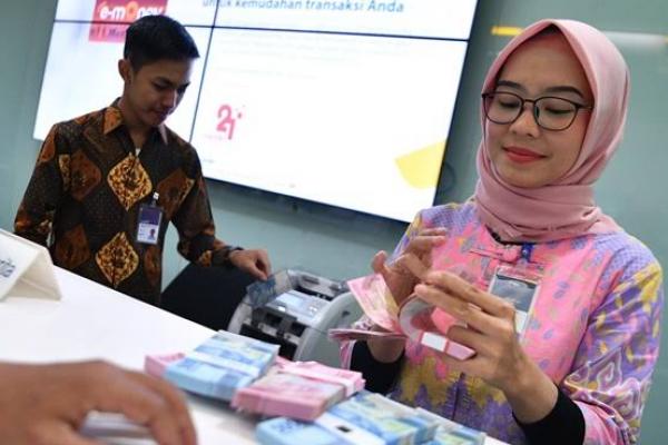 Terus Meningkat, Simpanan Nasabah di Bank Capai Rp8.356 Triliun