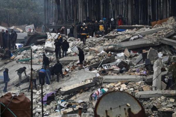 Gempa Besar Melanda Turki hingga Suriah, Korban Sudah Mencapai 1.400 Orang