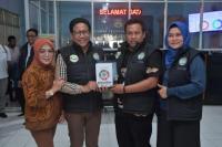 Bantu Warga Melek Teknologi, Gus Halim Puji Anjungan Digital Desa Ciburuy