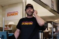 Ben Affleck dan Jennifer Lopez Bintangi Iklan Dunkin di Super Bowl