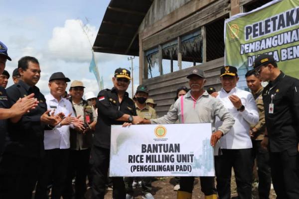 Kunker Food Estate Kalteng, Mentan SYL Puas Pertanaman dan Peningkatan Luas Tanam Padi