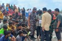 Kapal Pengungsi Rohingya Terdampar di Aceh Besar