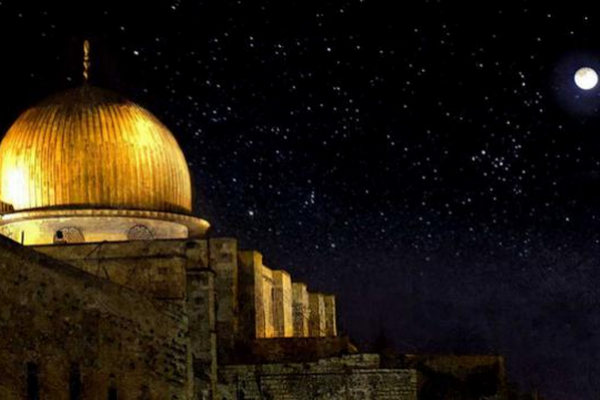 7 Tradisi Unik Sambut Isra Miraj di Indonesia