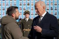 Terus Dukung Ukraina, Joe Biden Beri Kunjungan Kejutan untuk Zelenskyy