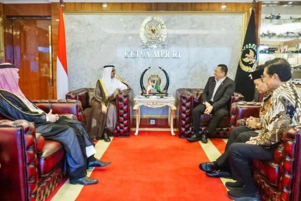 Terima Dubes Arab Saudi untuk Indonesia, Bamsoet Dorong Peningkatan Kerjasama Haji