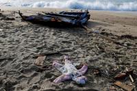 Italia Tangkap Tiga Tersangka Perdagangan Manusia dari Kapal Migran Karam