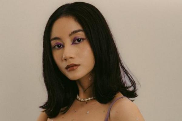 Selebrasi Sabrina Soetomo Mempunyai Orang Berharga