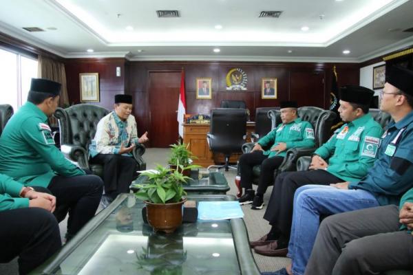 HNW : Menyongsong Indonesia Emas Pemuda Harus Segera Tampil Konstruktif, Artikulatif, dan Visioner