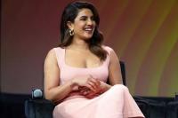 Priyanka Chopra Menangis Dibilang Tubuhnya Bukan Ukuran Ideal