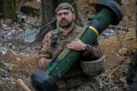 Peneliti Sebut China Sibuk Pelajari Senjata AS yang Digunakan di Ukraina