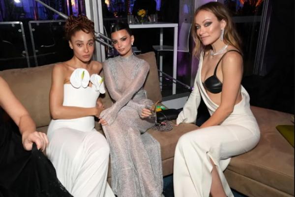 Sebelum Mesra dengan Harry Styles, Emily Ratajkowski Berpesta dengan Olivia Wilde