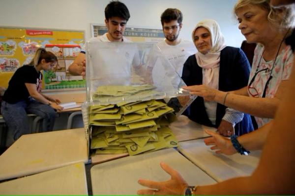 Kekuasaan Erdogan Berpeluang Berakhir, Lawan Politik Mobilisasi Dukungan Pemilu 