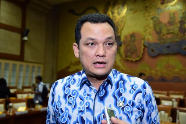 Komisi VI Nilai Pemerintah Tak Punya Rencana Jelas bagi Indofarma