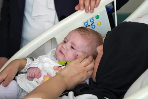 Mengharukan, 54 Hari Terpisah, Bayi yang Selamat dari Gempa Turki Bersatu dengan Sang Ibu