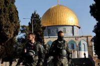 Polisi Israel Masuki Masjid Al-Aqsa Picu Penembakan Lintas Batas di Gaza