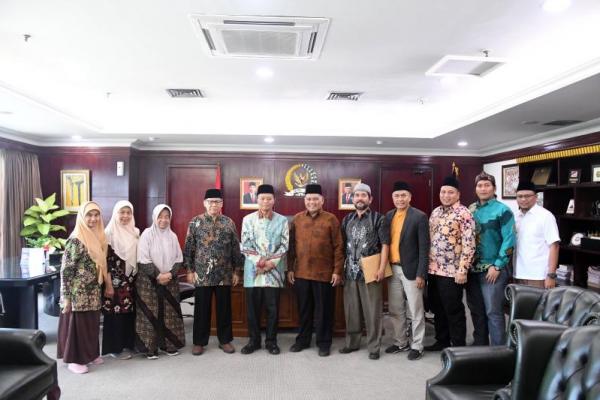 HNW Ajak Muhammadiyah Jaga Kiblat Bangsa-Cerahkan Warga Gunakan Hak Pilih Dalam Pemilu 2024 