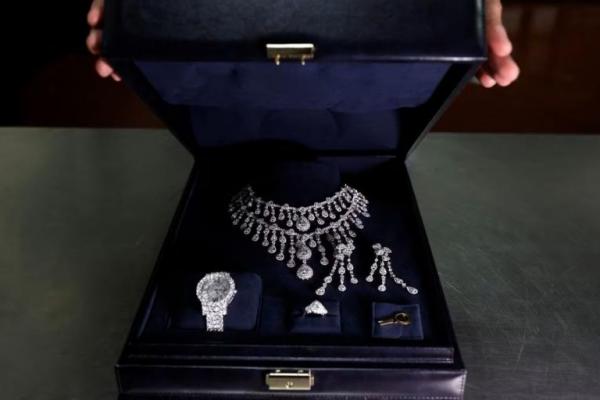 Mantan Presiden Brasil Bolsonaro Bersaksi dalam Skandal Hadiah Berlian dari Saudi