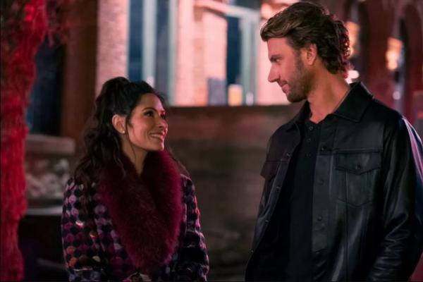 Setelah Tayang Dua Musim, Netflix Akhiri Serial Sex/Life yang Dibintangi Sarah Shahi