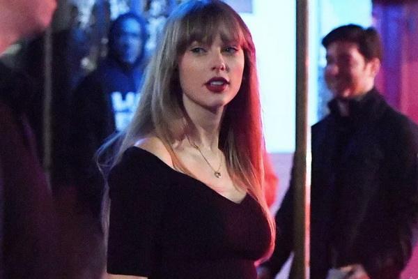 Putus dari Joe Alwyn, Taylor Swift Makan Malam di Restoran Cornelia Street