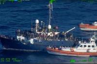 Penjaga Pantai Italia Berupaya Selamatkan 1.200 Migran dari Laut Mediterania