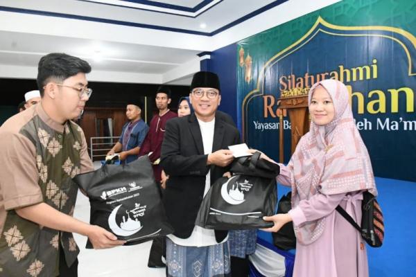 Yandri Susanto: Berbagi Kepada Sesama Agar Semua Bahagia di Saat Lebaran  