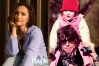 Minka Kelly Ungkap Ayah Kandungnya Gitaris Aerosmith Meninggalkannya Sejak Kecil