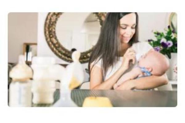 Si Bayi Batuk Berdahak Terus-menerus? Ini 12 Cara Mengatasinya