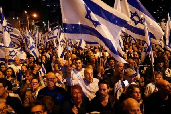 Warga Israel Kembali Protes Reformasi Yudisial Jelang Peringatan Hari Kemerdekaan