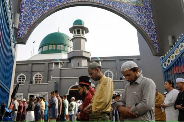 Ternyata Ini Manfaat Gerakan Salat dari Sisi Medis