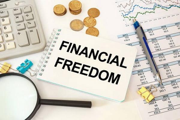 25 April Hari Kesadaran Kemerdekaan Finansial, Bebas Tagihan saat Pensiun