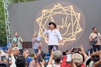 Fadly Padi Sukses Goyang HBH dan Tenas IKA Unhas