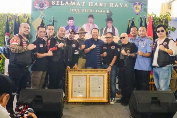 Bamsoet Ajak Jaga Persaudaraan dan Hindari Dukung-mendukung Capres Secara Berlebihan