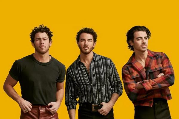 Jonas Brothers akan Tampilkan Lagu dari Lima Album dalam Semalam