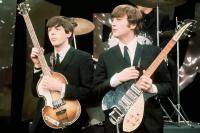 Penggemar Merinding Dengar Ulang Lagu Duet John Lennon dan Paul McCartney